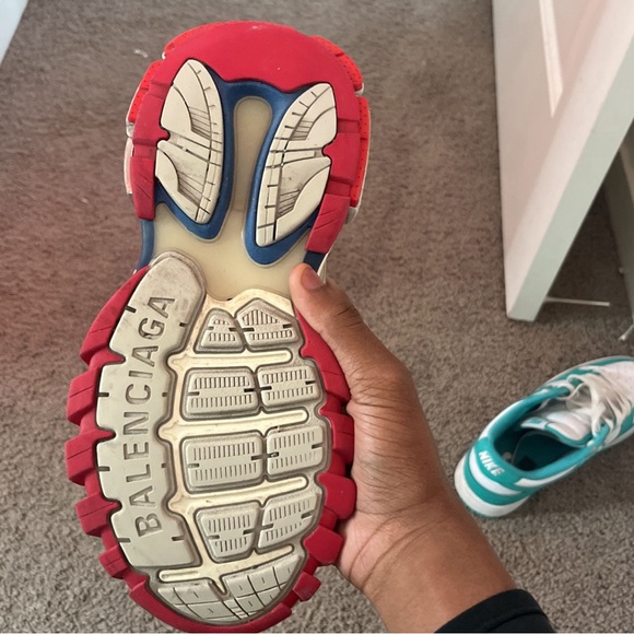 Size 40 (7us) worn slight - Picture 3 of 4